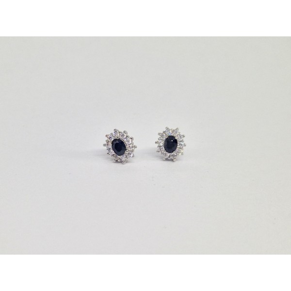 Orecchini con ovale 5x3 blu e cornice di zirconi in argento 925