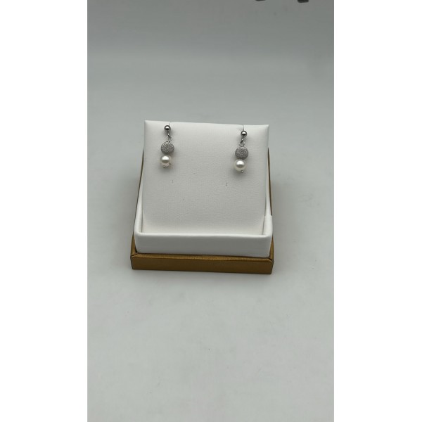 orecchini oro di perle acoya con perlina in oro bianco