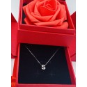 Collana lettera S con diamanti 