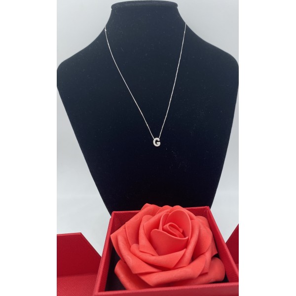Collana lettera G con diamanti 