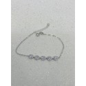 Bracciale in argento con 5 centrali tondi bianchi e pavé di zirconi 