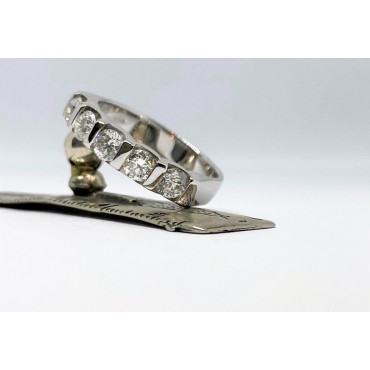 Anello veretta a 5 in oro bianco e diamanti 0,90ct