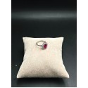 Anello con pietra semi-preziosa rossa