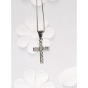 COLLANA CON CROCE DI DIAMANTI Cm. 2,0 x 1,0 CT. 0,33