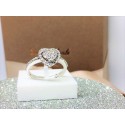 Anello cuore con pavè di diamanti
