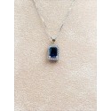 Collana Dubai con zircone blu zaffiro rettangolare e zirconi bianchi