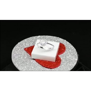 Solitario con diamante a cuore