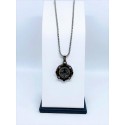 Collana acciaio maglia tubolare con ciondolo bussola colore acciaio-nero