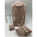 parure collana, bracciale e orecchini bijuox dorati con perle e pietre dure color bianco