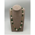 Collana bijuox lunga con perle e pietre dure color verde