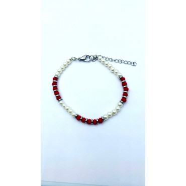 Bracciale in acciaio con perle e perline color rosso