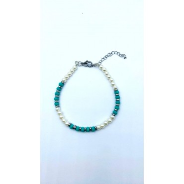 Bracciale in acciaio con perle e perline color verde