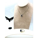 Parure collana con ciondolo, orecchini e anello in argento con centrale blu e cornice di zirconi